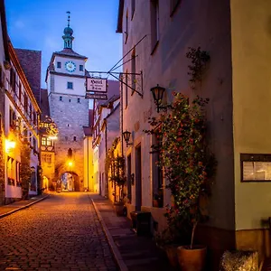 Gaestehaus Am Weissen Turm Rothenburg ob der Tauber